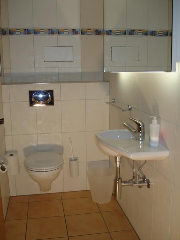 Apart Holidays - Residenza Flora Locarno Zimmer foto
